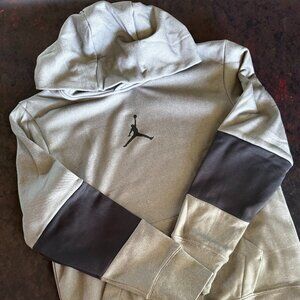 Jumpman Jordan Dri-fit gray and black hoodie Size Youth Small Boys